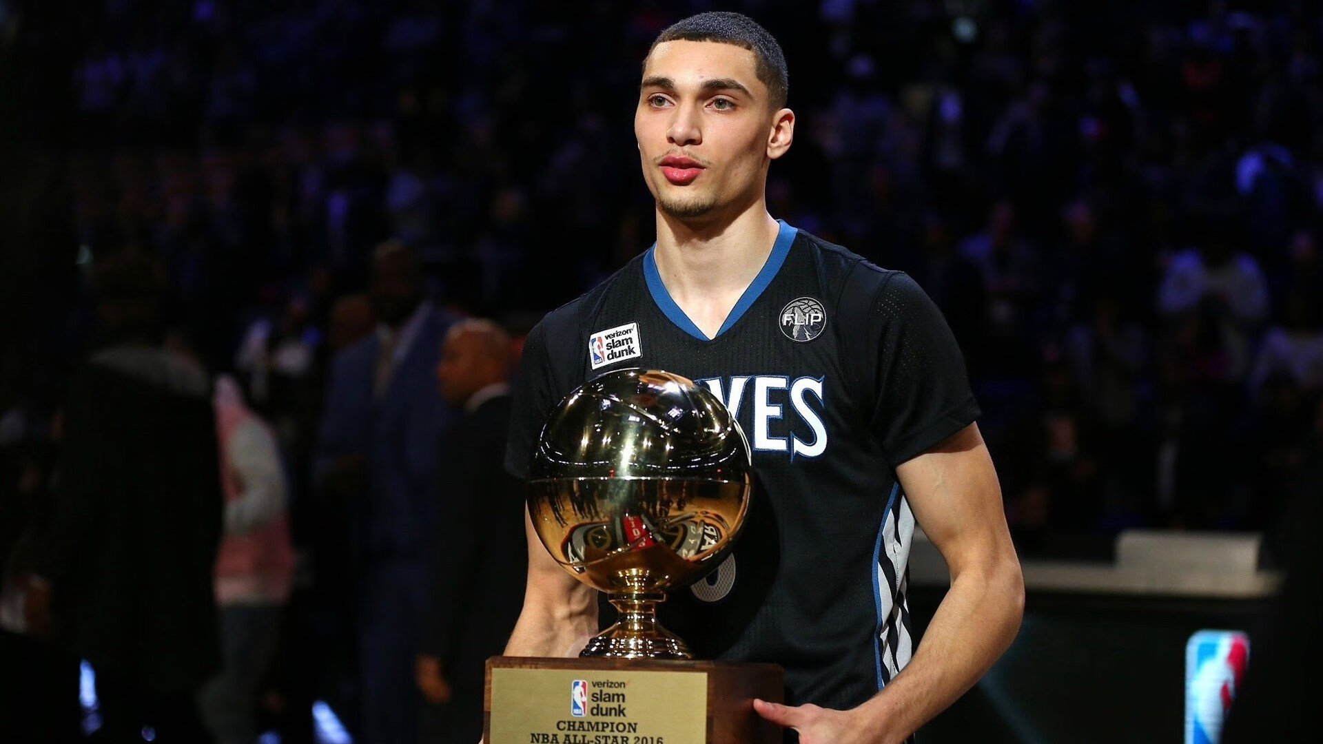 【明星见面会】粉丝与球员的零距离互动，明星见面会现场